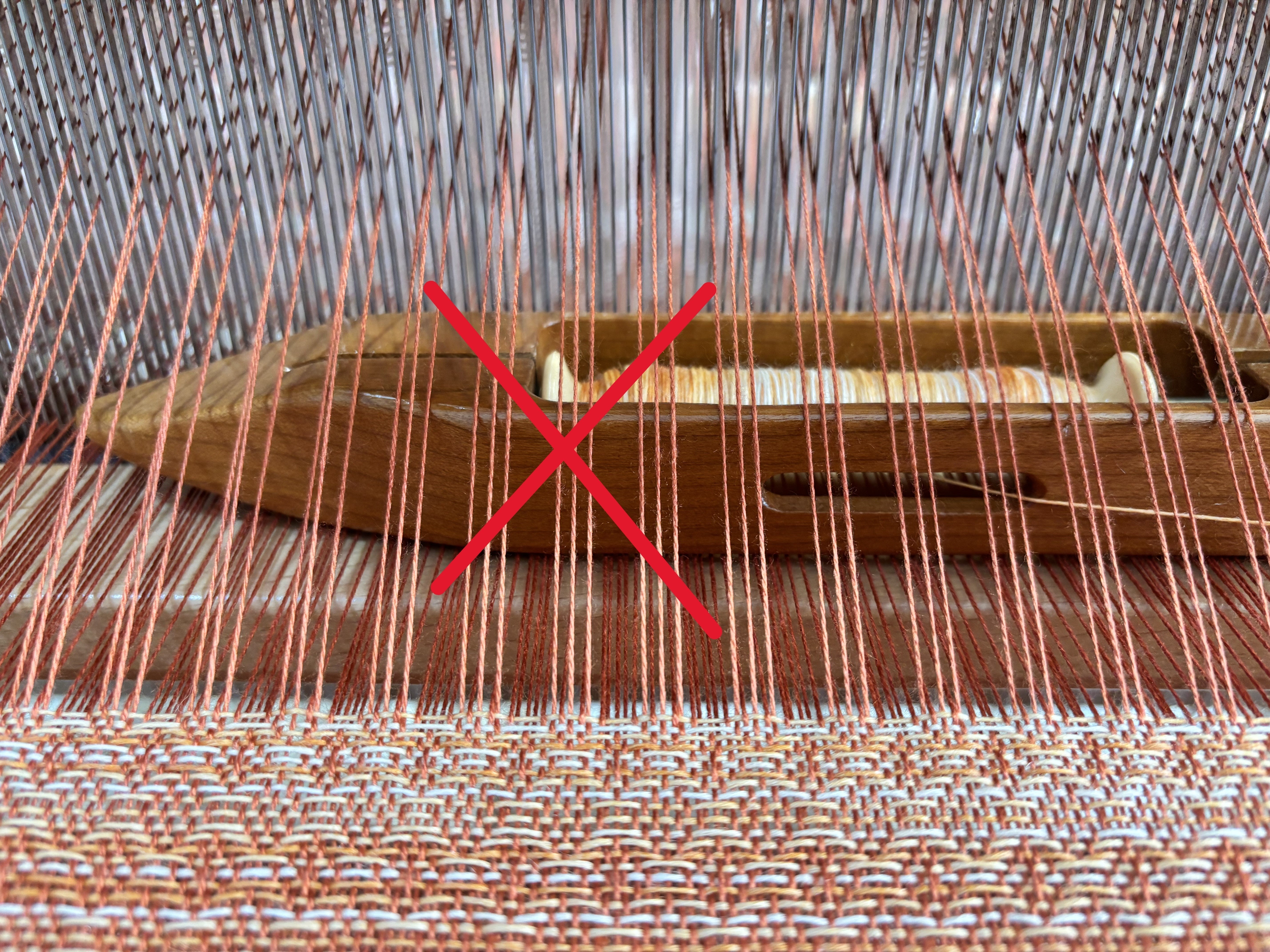 Weaving progress every 3 to 5 cm